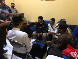 Mengharukan, “T. Nikahi Kekasih Hatinya di Rutan Mapolres Sukabumi.