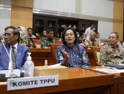 Saat Rapat Rp349 T Berhenti, Sri Mulyani Dengar Suara ‘Aneh’