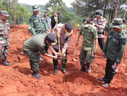 Kapolres Sukabumi Bersama Tim Gabungan Lakukan Penutupan Tambang Emas Ilegal