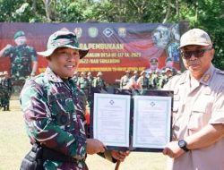 Bupati Sukabumi Pimpin Upacara Pembukaan TNI Manunggal Membangun Desa (TMMD) ke-117