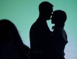 Pria Ciambar Dibacok Kampak Hingga Kritis, Keluarga Singgung Cinta Segitiga