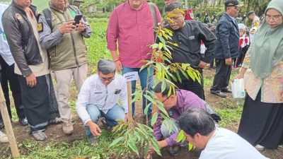 Camat Sukaraja Sambut Baik Gerakan Penanaman Serentak Oleh Dishub Jabar 
