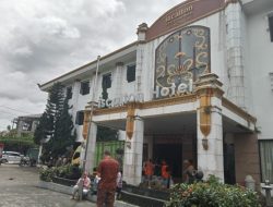 Pengadilan Negeri Cibadak Eksekusi Hotel Iscalton Cicurug Dikawal Puluhan Aparat