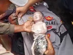 Menyentuh, Aipda Hendra Lepas Seragam demi Evakuasi Jasad Bayi Dibuang