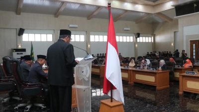 Bupati Sukabumi Sampaikan Jawaban Atas Pandangan Umum Fraksi-Fraksi