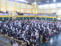 Sebanyak 435 Calon Jemaah Haji Kembali di Berangkatkan, Wabup Sukabumi, : Jadilah Duta Yang Baik dan Saling Menghormati.