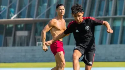 Buah Jatuh Tak Jauh Dari Pohonya, Putera Cristiano Ronaldo Ikut Bela Timnas Portugal U-15.