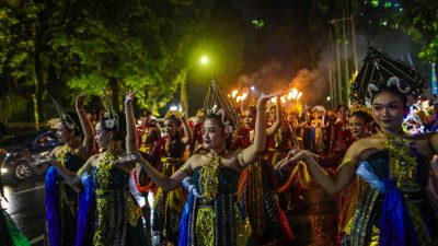 Ragam Kekayaan Budaya Tampil di Malam Puncak Hari Jadi Bogor Ke-549.