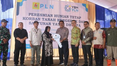 Pemkab Sukabumi Beri Bantuan Hunian Tetap Pada Korban Bencana di Naringgul Jampang.