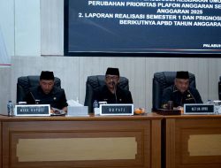 Rapat Paripurna DPRD Kabupaten Sukabumi ke-25, Tahun Sidang 2025, Sampaikan Nota Pengantar Bupati.