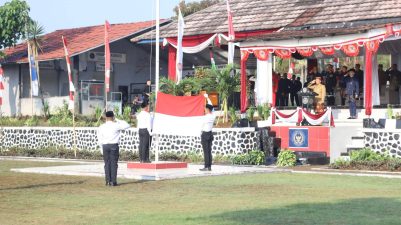 Wakil Bupati Sukabumi Jadi Pembina Upacara HUT Ke-80 RI, Teguhkan Komitmen Perkuat Kolaborasi, dan Bekerja Tanpa Lelah.