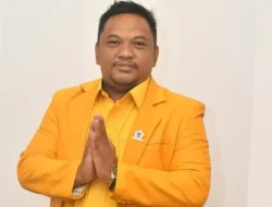 Uluran Tangan Ketua DPRD Kabupaten Sukabumi, Jadi Bukti Semangat Juang Pengrajin Bola ditengah Keterbatasan Fisiknya.