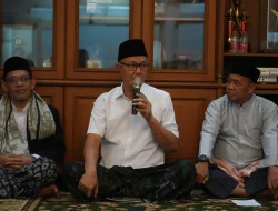 Melalui Pengajian Rutin, Wali Kota Sukabumi Sampaikan Program Penanganan Kemiskinan Ekstrem.
