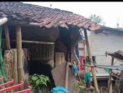 Rumah Lansia Nyaris Roboh di Kp. Cukunggaleuh Cisalada.