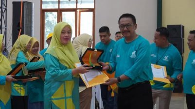 Peringati Hari Kesehatan Nasional ke-61, Bupati Sukabumi Ajak Warga Masyarakat Tanamkan Budaya Sehat Dalam Setiap Aspek.