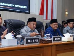 Rapur Ke-42 DPRD Kab. Sukabumi, Penyampaian Jawaban Bupati atas Pandangan Umum Fraksi-Fraksi DPRD.