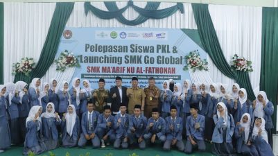 Wabup Sukabumi Apresiasi Dedikasi SMK Ma’arif NU Al-Fathonah, Pada Acara Pelepasan Prakerin dan Launching SMK Go Global.