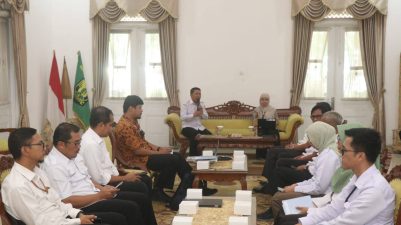 Wabup Sukabumi Terima Kunjungan Tim Evaluasi Program Sekolah Rakyat Triwulan, Pastikan Program SRMP 7 Berjalan Akuntabel.