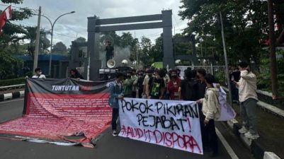 Ratusan Mahasiswa Bogor Demo, Tolak Pokir DPRD