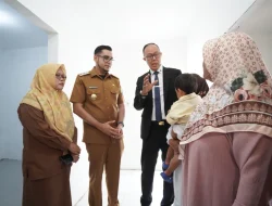 Wali Kota Sukabumi Tinjau Program BerSeKa, Sekaligus Resmikan Bedah Rumah Balita Stunting di Sukakarya.