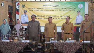 Pengukuhan Apekkasi Masa Bhakti 2026-2029, Bupati Sukabumi Tekan Para Camat Untuk Majukan Wilayah.