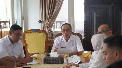 Penilaian Kinerja Pelayanan Terpadu Satu Pintu, Sekda Kab. Sukabumi,: Wujudkan Iklim Investasi Yang Sehat dan Pelayanan Prima.