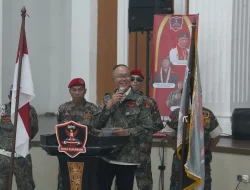 Hadiri Penyerahan SK Definitif GRIB Jaya dan Santunan Anak Yatim, Wali Kota Sukabumi,: Jaga Persatuan Demi Kemajuan Daerah.