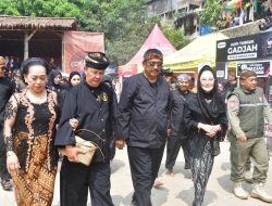 Seren Taun ke 447 Kasepuhan Sinaresmi, Bupati Sukabumi,: Jaga Identitas Budaya Masyarakat.