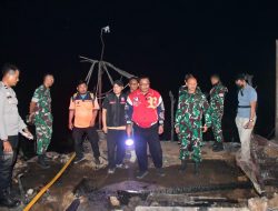 Bupati Sukabumi Tinjau Lokasi Bencana Kebakaran di Kp. Adat Ciptamulya.