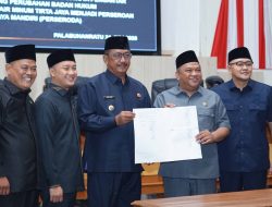 Paripurna Ke-10 DPRD Bersama Pemda Sukabumi, Tentang Raperda Ketertiban Umum, Serta Agenda Perubahan Status PDAM.