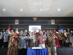 Bunda PAUD Kota Sukabumi Tandatangani Komitmen Bersama, di Acara Hari Anak Nasional Ke-42.