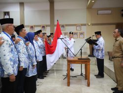 Pengukuhan Pengurus Aksi, Sekda ” Aksi Perkuat Profesionalisme Guru dan Kepala Sekolah” 